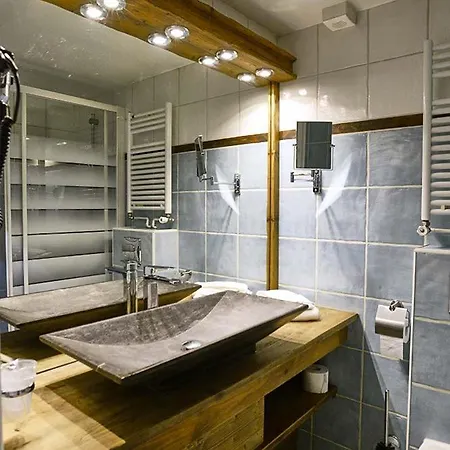 Le Moulin De Lily Hotel